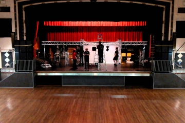 Embedded thumbnail for Time-lapse of setting up